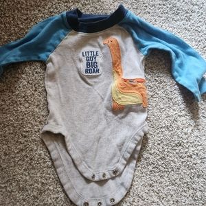 Baby Place long sleeve dinosaur onesie. Little Guy Big Roar. 6-9 months.